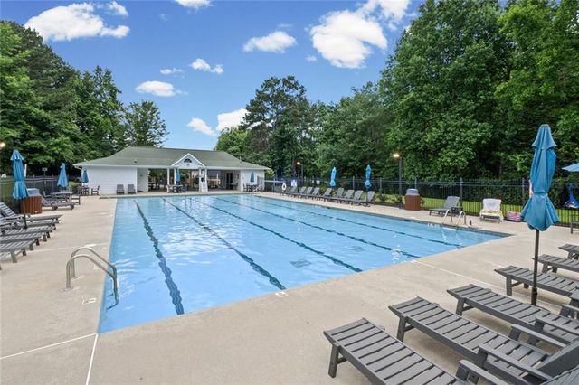 2708 Lake Park Ridge E, Acworth, GA 30101