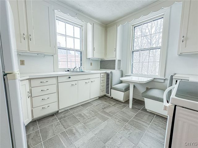 233 Cedar Street, Oneida, NY 13421