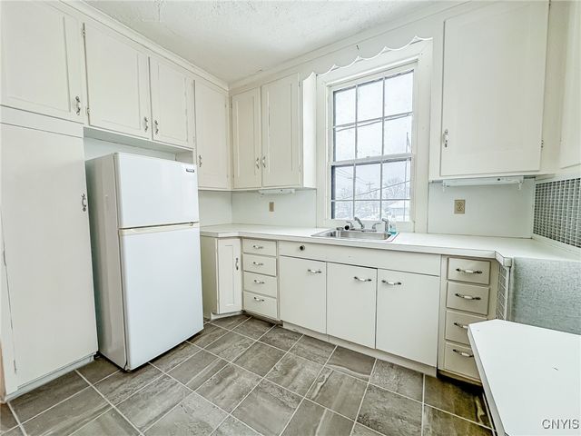 233 Cedar Street, Oneida, NY 13421