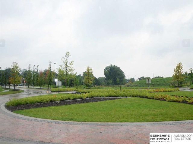 1507 S 127 Street, Omaha, NE 68144