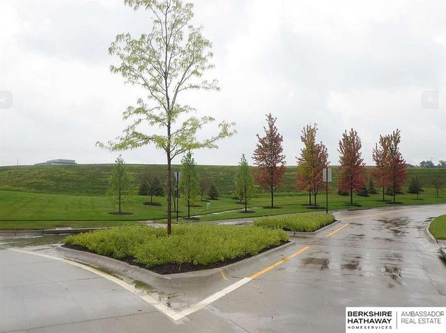 1507 S 127 Street, Omaha, NE 68144