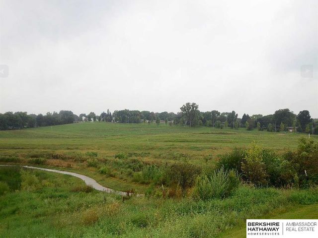 1507 S 127 Street, Omaha, NE 68144