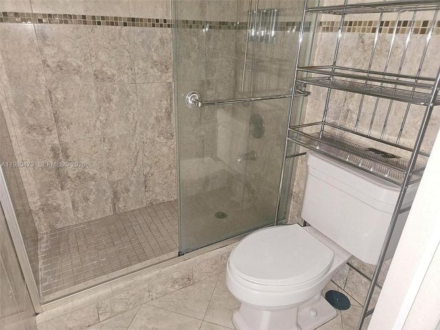 6425 W 27th Ct 104-6, Hialeah, FL 33016