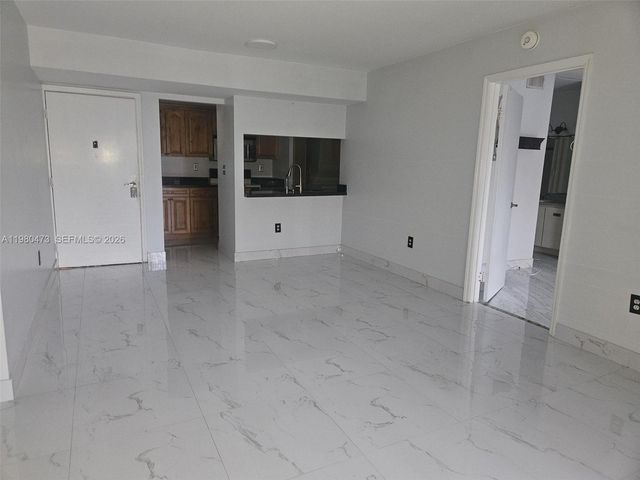 6425 W 27th Ct 104-6, Hialeah, FL 33016