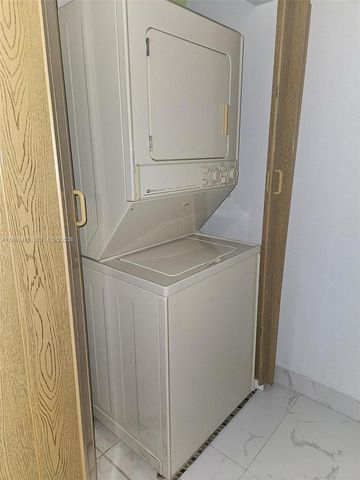 6425 W 27th Ct 104-6, Hialeah, FL 33016