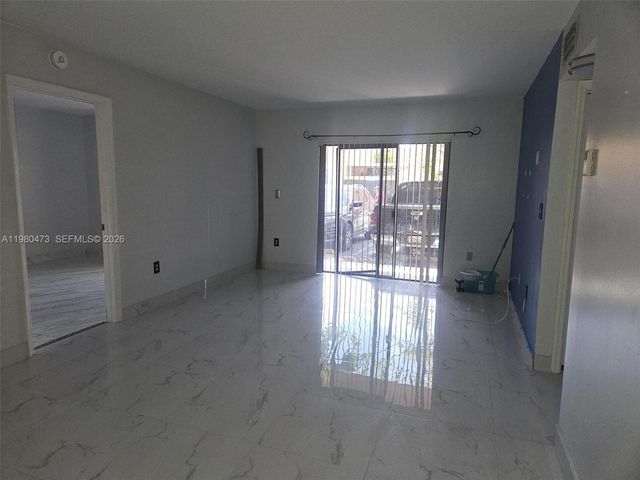 6425 W 27th Ct 104-6, Hialeah, FL 33016