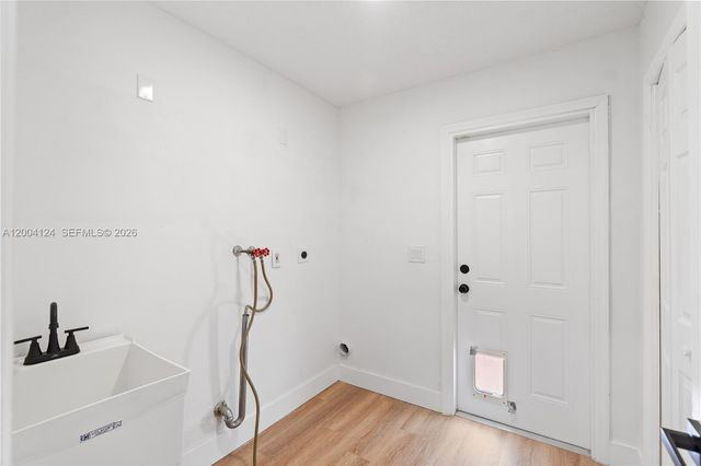 4508 King Palm Dr, Tamarac, FL 33319