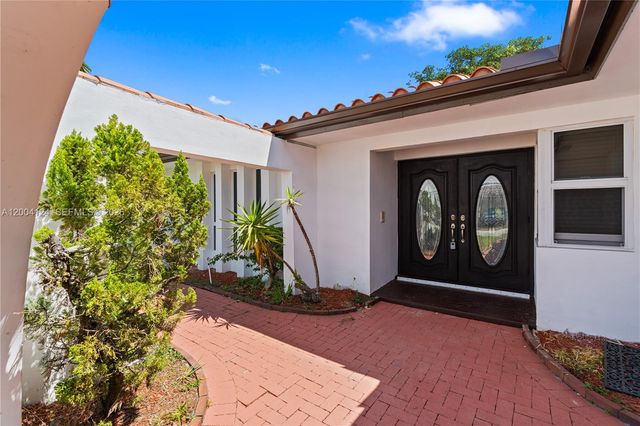 4508 King Palm Dr, Tamarac, FL 33319