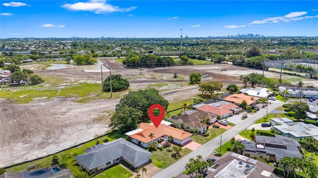 4508 King Palm Dr, Tamarac, FL 33319