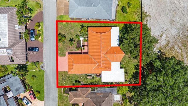 4508 King Palm Dr, Tamarac, FL 33319