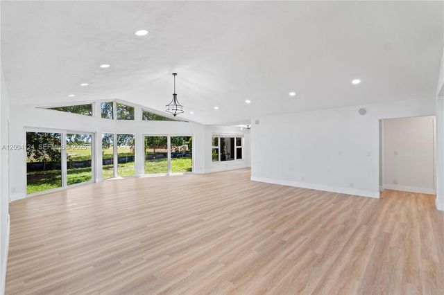 4508 King Palm Dr, Tamarac, FL 33319