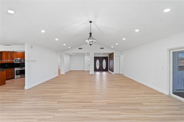 4508 King Palm Dr, Tamarac, FL 33319