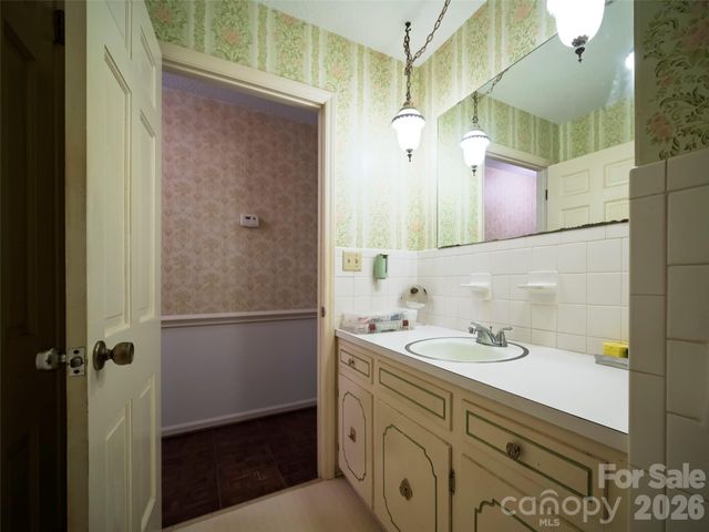 607 Bethany Road, Gastonia, NC 28052