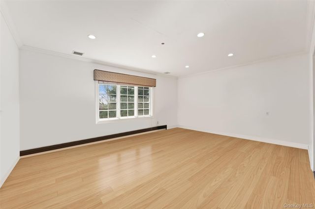 2 High Point Terrace, Scarsdale, NY 10583