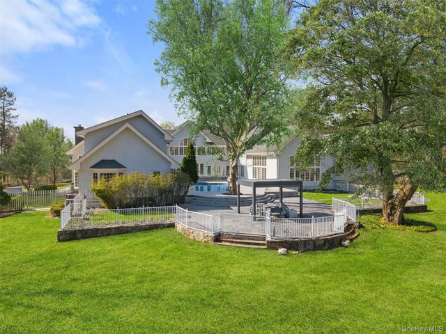 2 High Point Terrace, Scarsdale, NY 10583