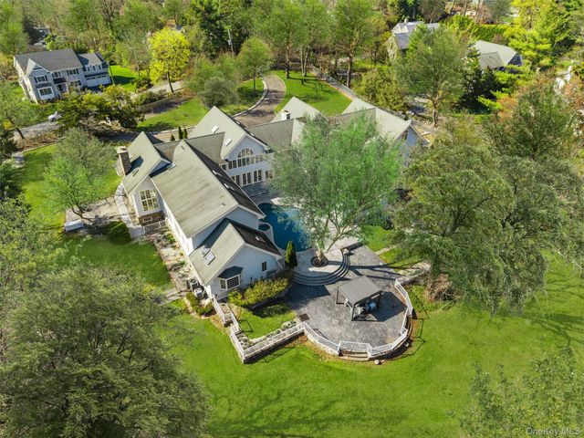 2 High Point Terrace, Scarsdale, NY 10583