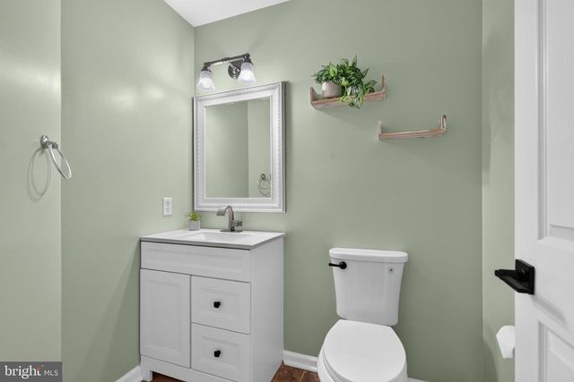 165 VERSAILLES CT, Newark, DE 19702