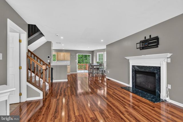 165 VERSAILLES CT, Newark, DE 19702