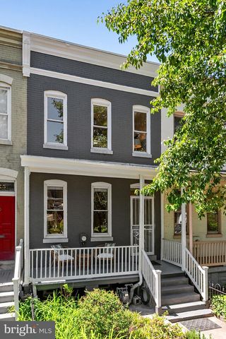 323 13TH ST SE, Washington, DC 20003