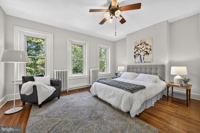 323 13TH ST SE, Washington, DC 20003