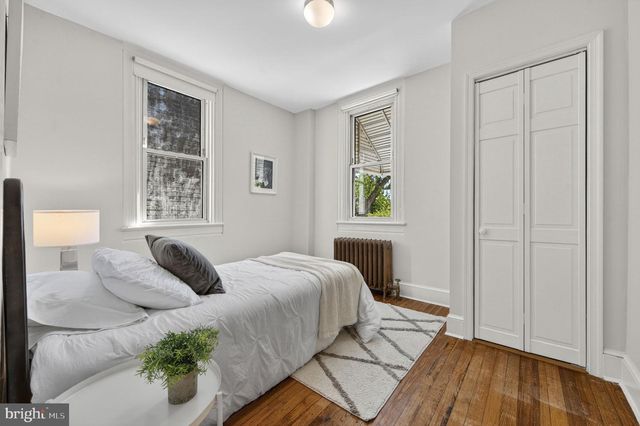 323 13TH ST SE, Washington, DC 20003