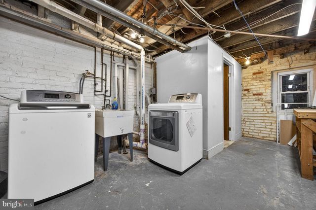 323 13TH ST SE, Washington, DC 20003