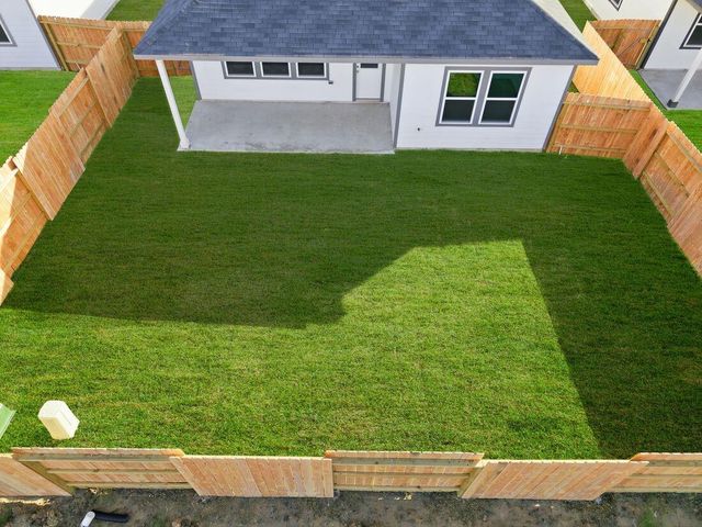 214 Rustic Alder Drive, Crosby, TX 77532