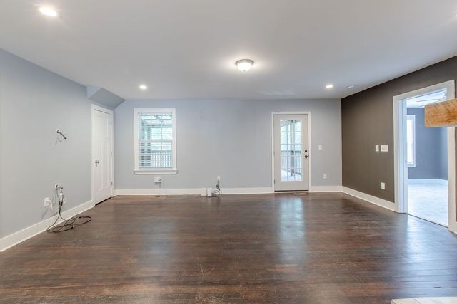 1021 College Ave, Nashville, TN 37209