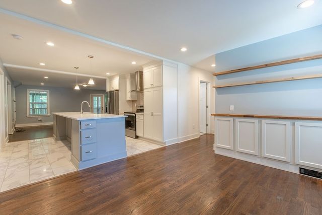 1021 College Ave, Nashville, TN 37209
