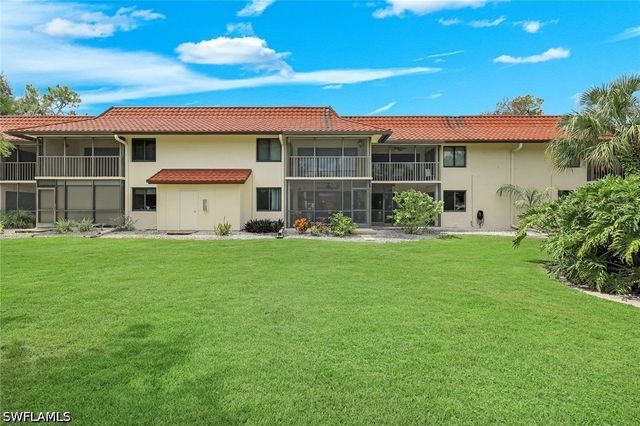 4963 Pepper CIR D-102, Naples, FL 34113