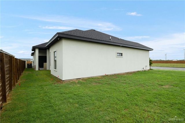 1510 S Valdivia Street, Edinburg, TX 78542