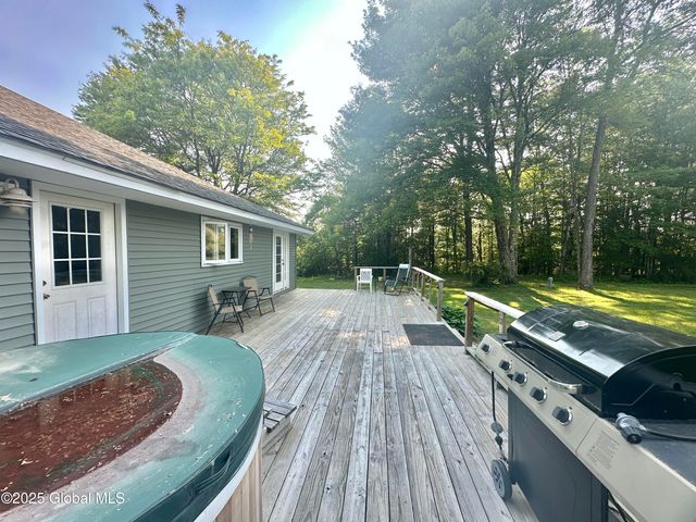 2140 L.1 Call St, Lake Luzerne, NY 12846