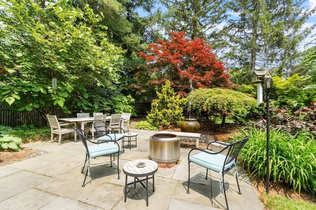 78 Elsinore Street, Concord, MA 01742