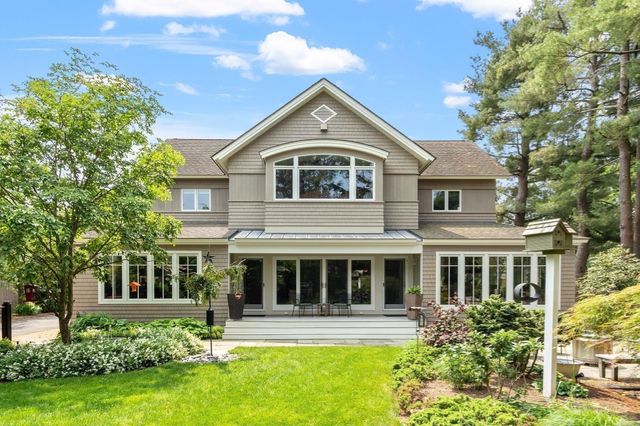 78 Elsinore Street, Concord, MA 01742