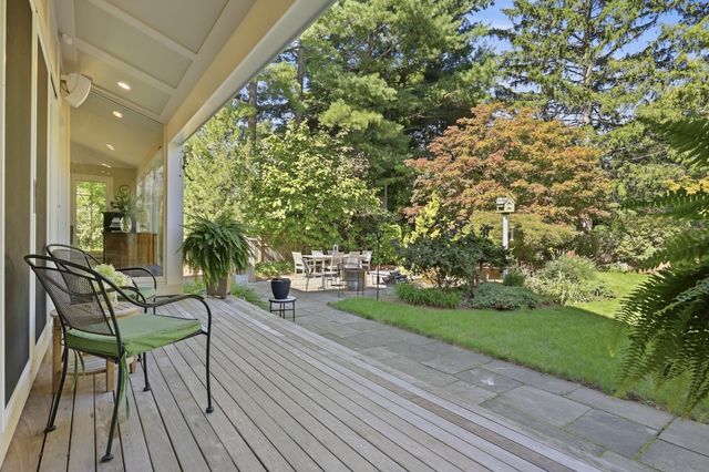 78 Elsinore Street, Concord, MA 01742
