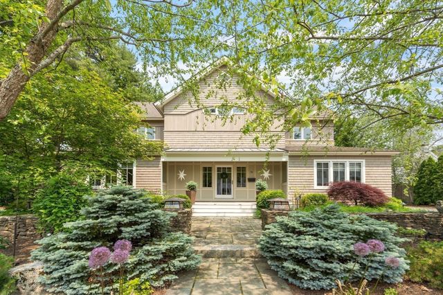 78 Elsinore Street, Concord, MA 01742