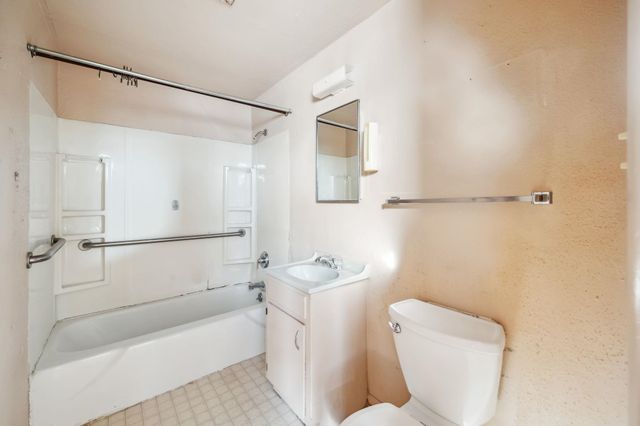 2819 E Ellen, Wichita, KS 67219