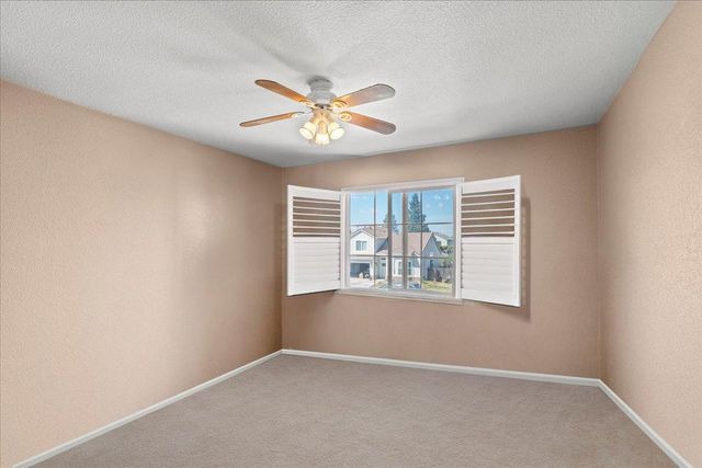 342 Sunnyhill Dr, Turlock, CA 95382