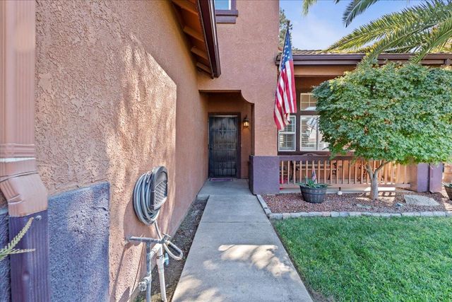 342 Sunnyhill Dr, Turlock, CA 95382