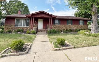 4303 W LYNNHURST Drive, Peoria, IL 61615