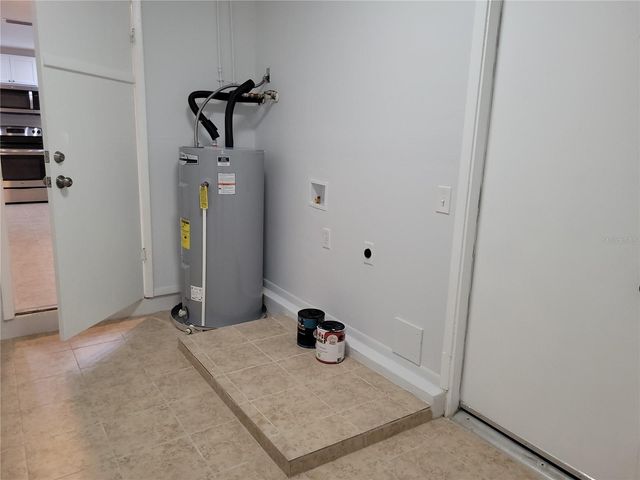 533 E CHARLOTTE AVENUE, Punta Gorda, FL 33950