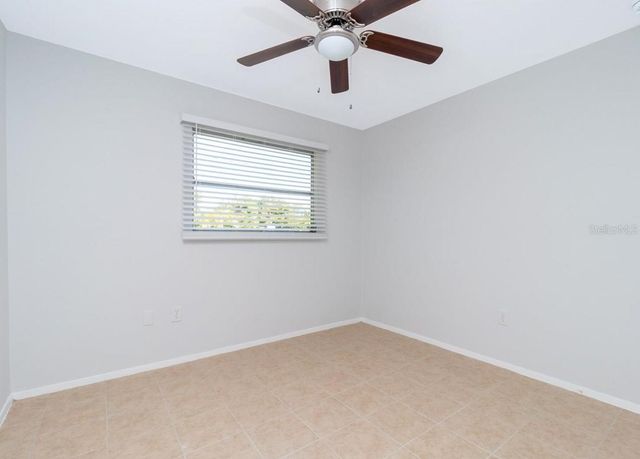 533 E CHARLOTTE AVENUE, Punta Gorda, FL 33950