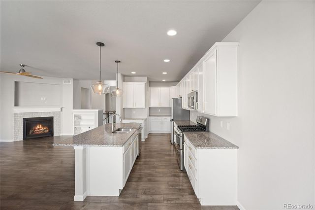 6693 S Muscadine Court, Aurora, CO 80016