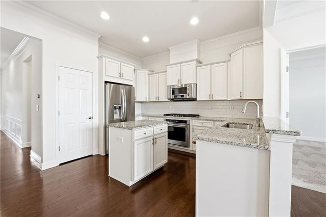 2473 Lisette SE Drive, Smyrna, GA 30080