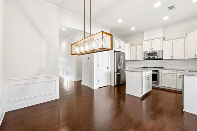 2473 Lisette SE Drive, Smyrna, GA 30080