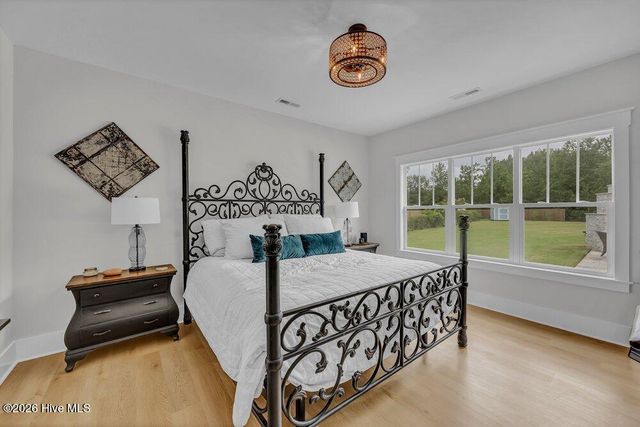 6864 Campbells Ridge Drive SE, Leland, NC 28451