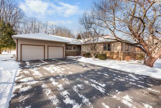 4507 Hanover Drive, Crystal Lake, IL 60012