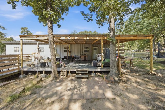 172 Indian Nation Drive, Canadian, OK 74425