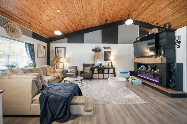 172 Indian Nation Drive, Canadian, OK 74425