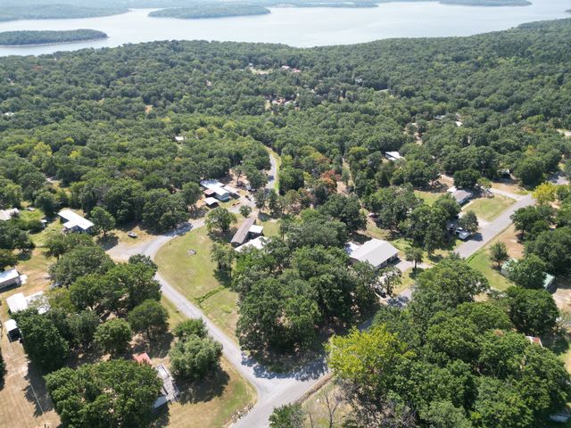 172 Indian Nation Drive, Canadian, OK 74425